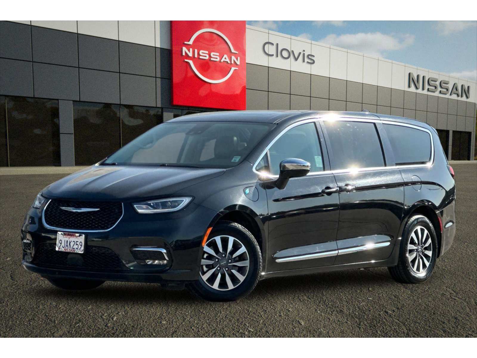 2023 Chrysler Pacifica Hybrid