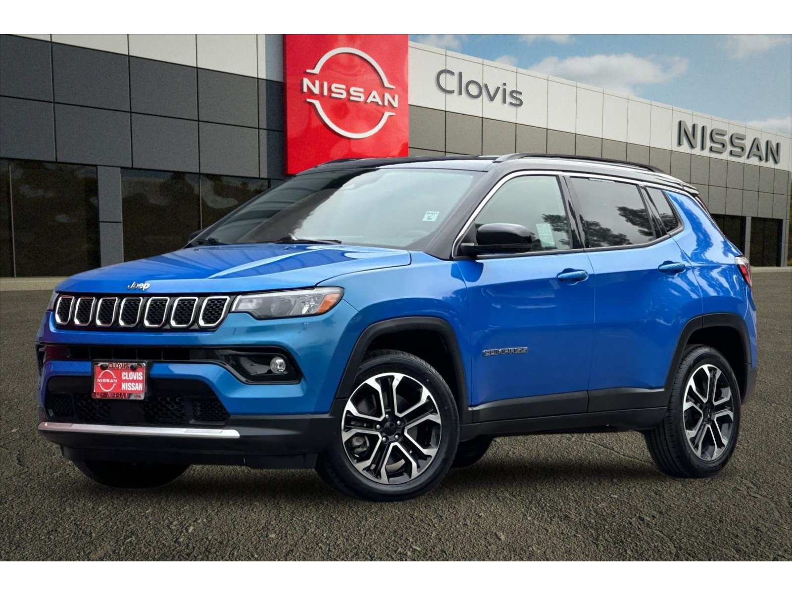 2023 Jeep Compass Limited's photo