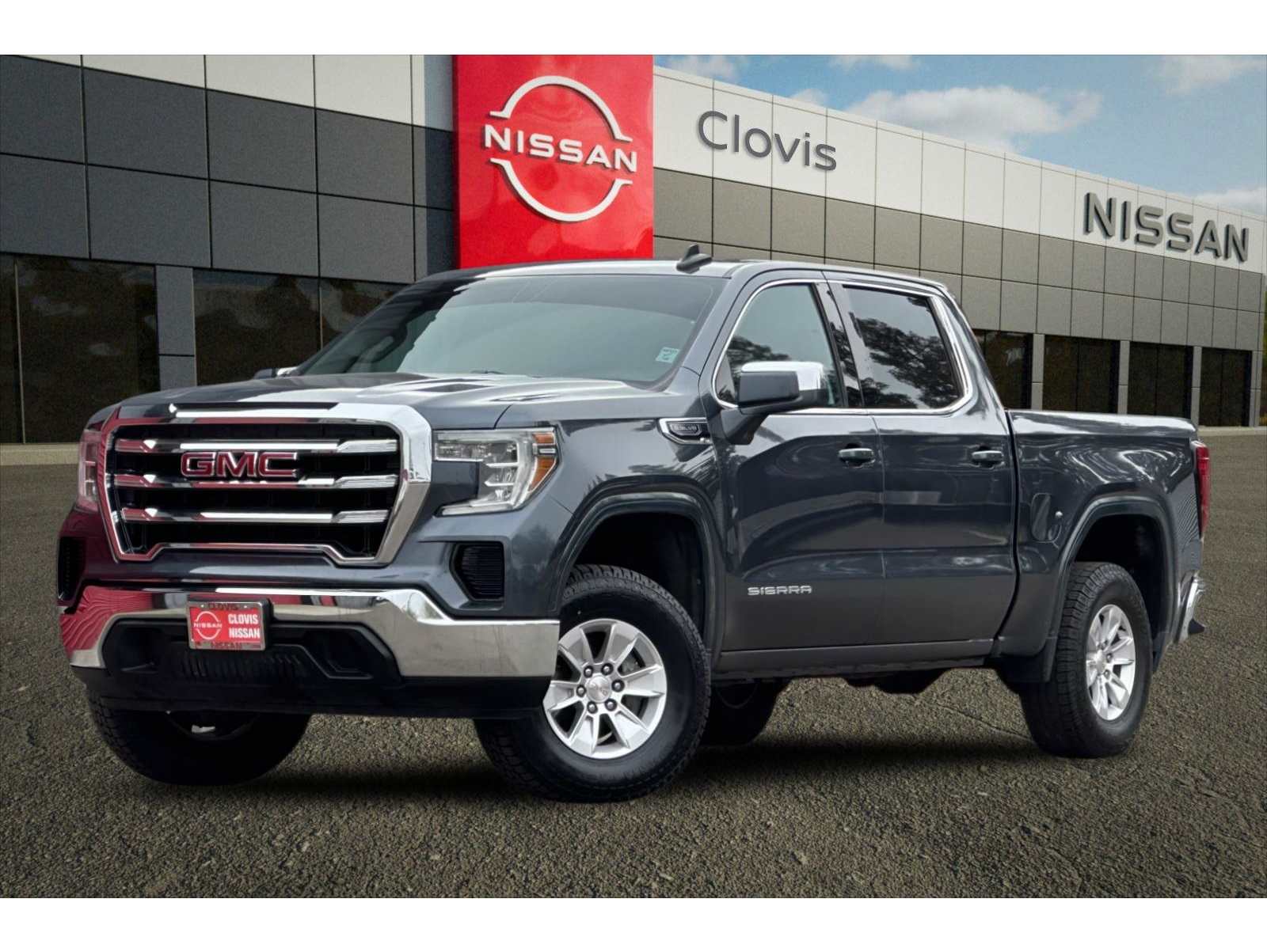 2019 GMC Sierra 1500 SLE's photo