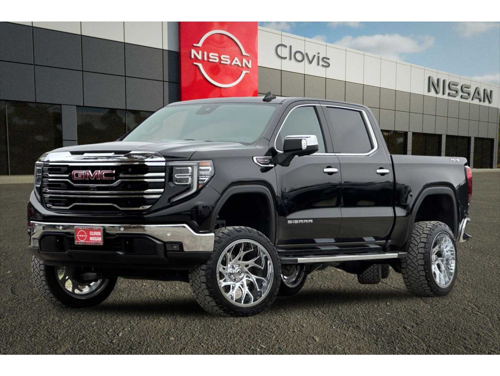 2022 GMC Sierra 1500 SLT's photo
