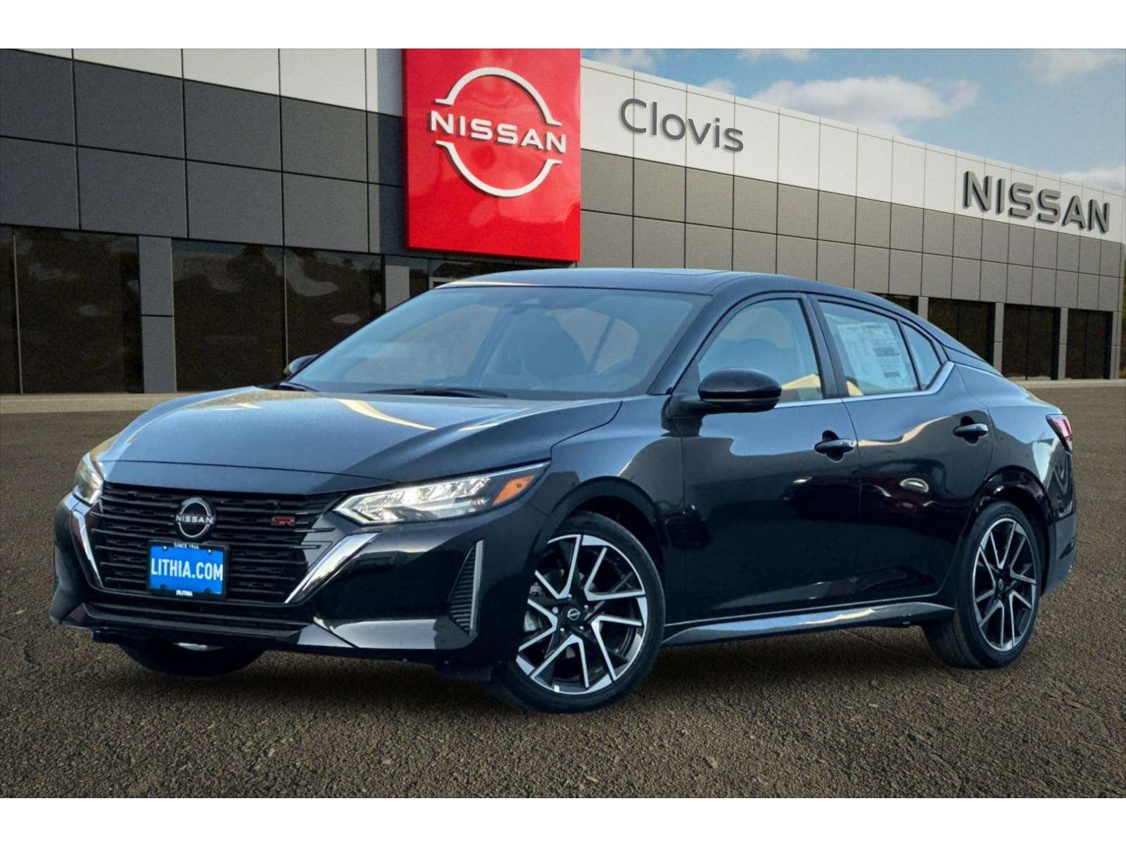 2025 Nissan Sentra SR's photo