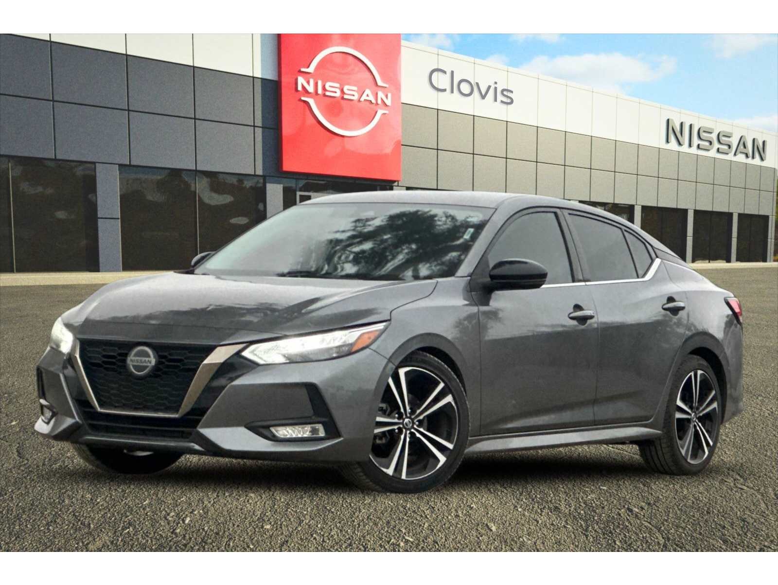 2021 Nissan Sentra SR's photo