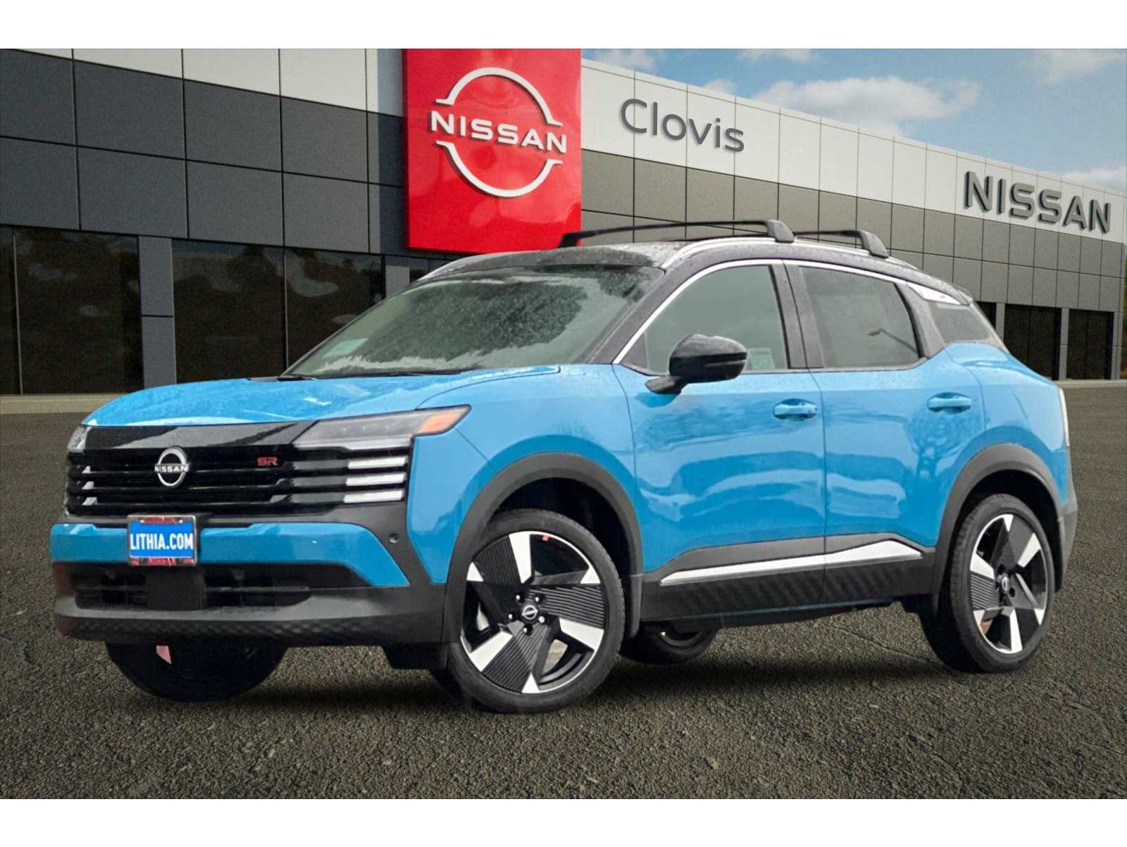 2026 Nissan KICKS SR AWD's photo