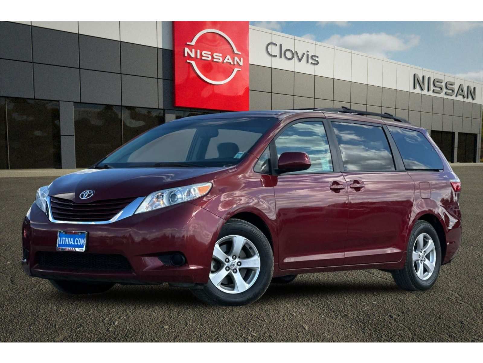 2017 Toyota Sienna LE