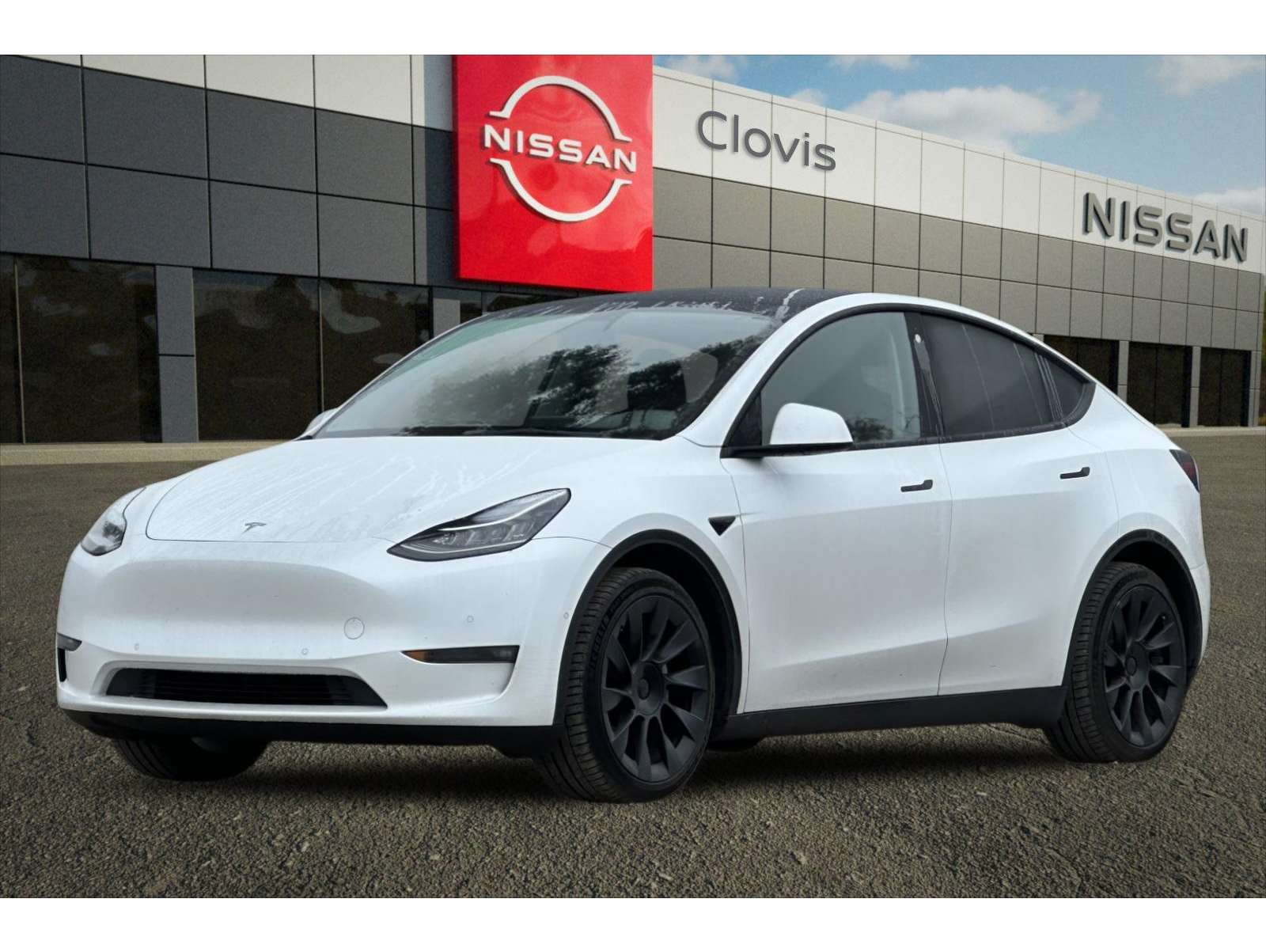 2022 Tesla Model Y Long Range's photo