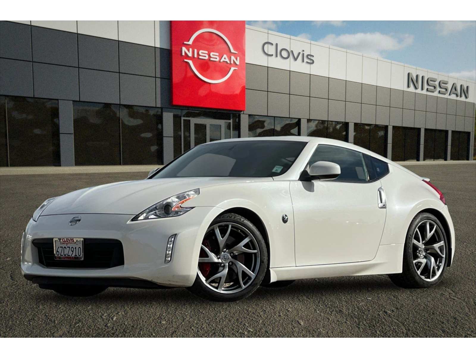 2013 Nissan 370Z Coupe Touring's photo