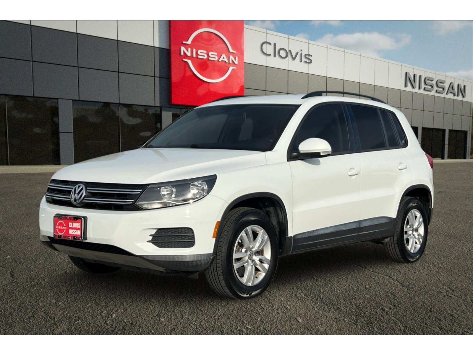 2017 Volkswagen Tiguan Limited Base's photo