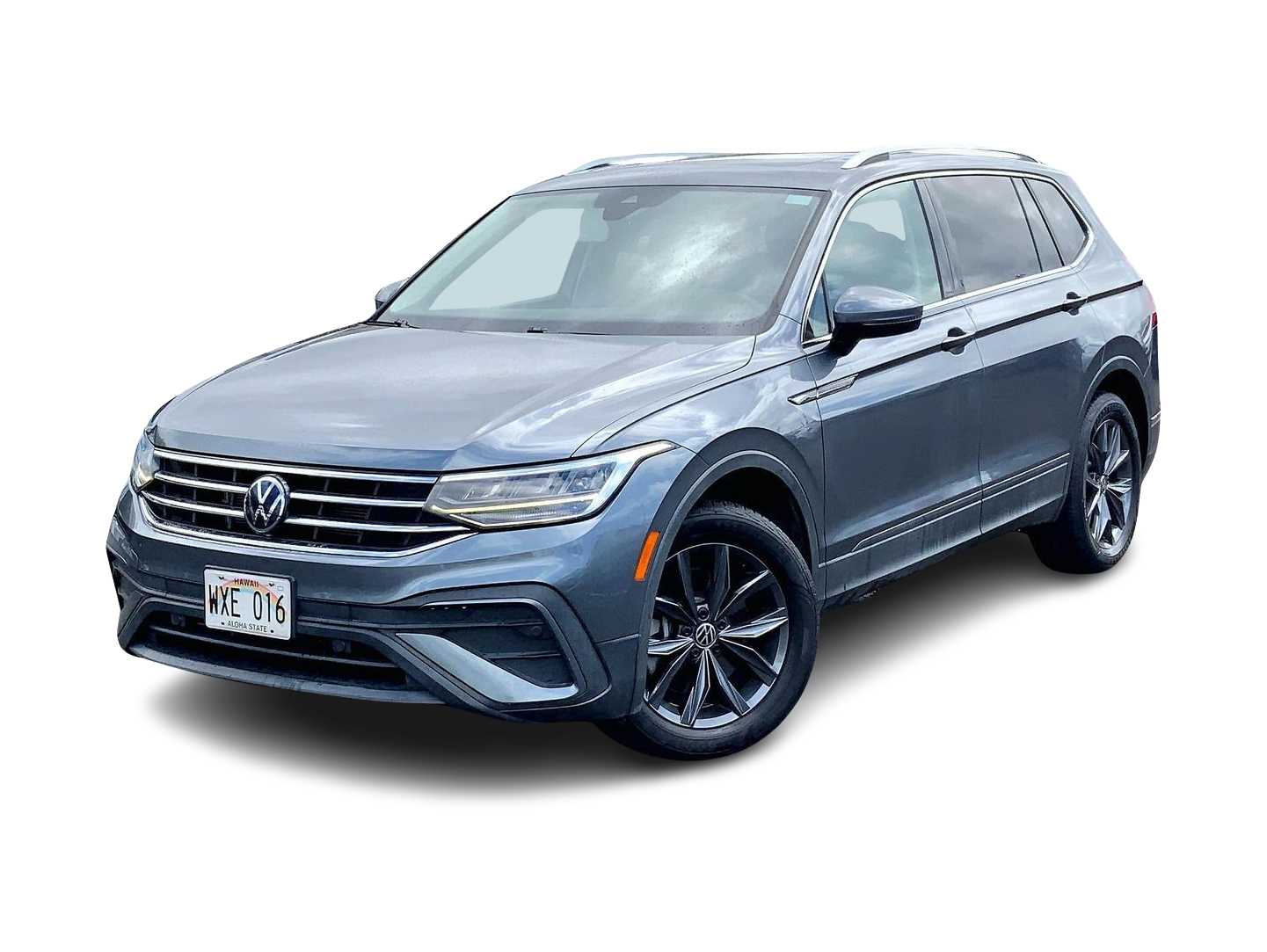 Thumbnail: 2023 Volkswagen Tiguan - 1