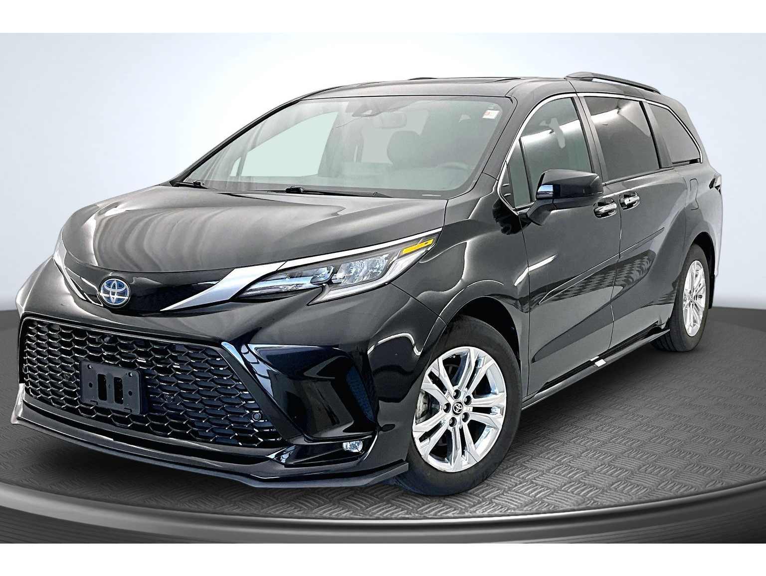 2023 Toyota Sienna XSE