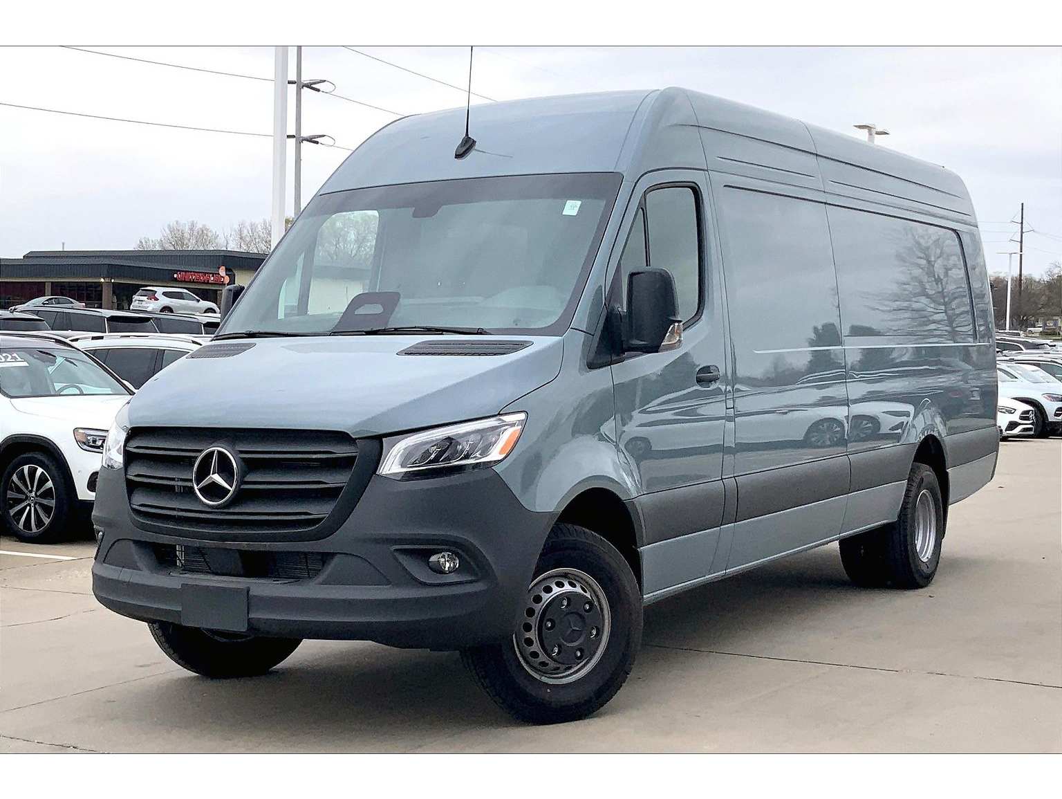 2025 Mercedes-Benz Sprinter Cargo Van Base's photo