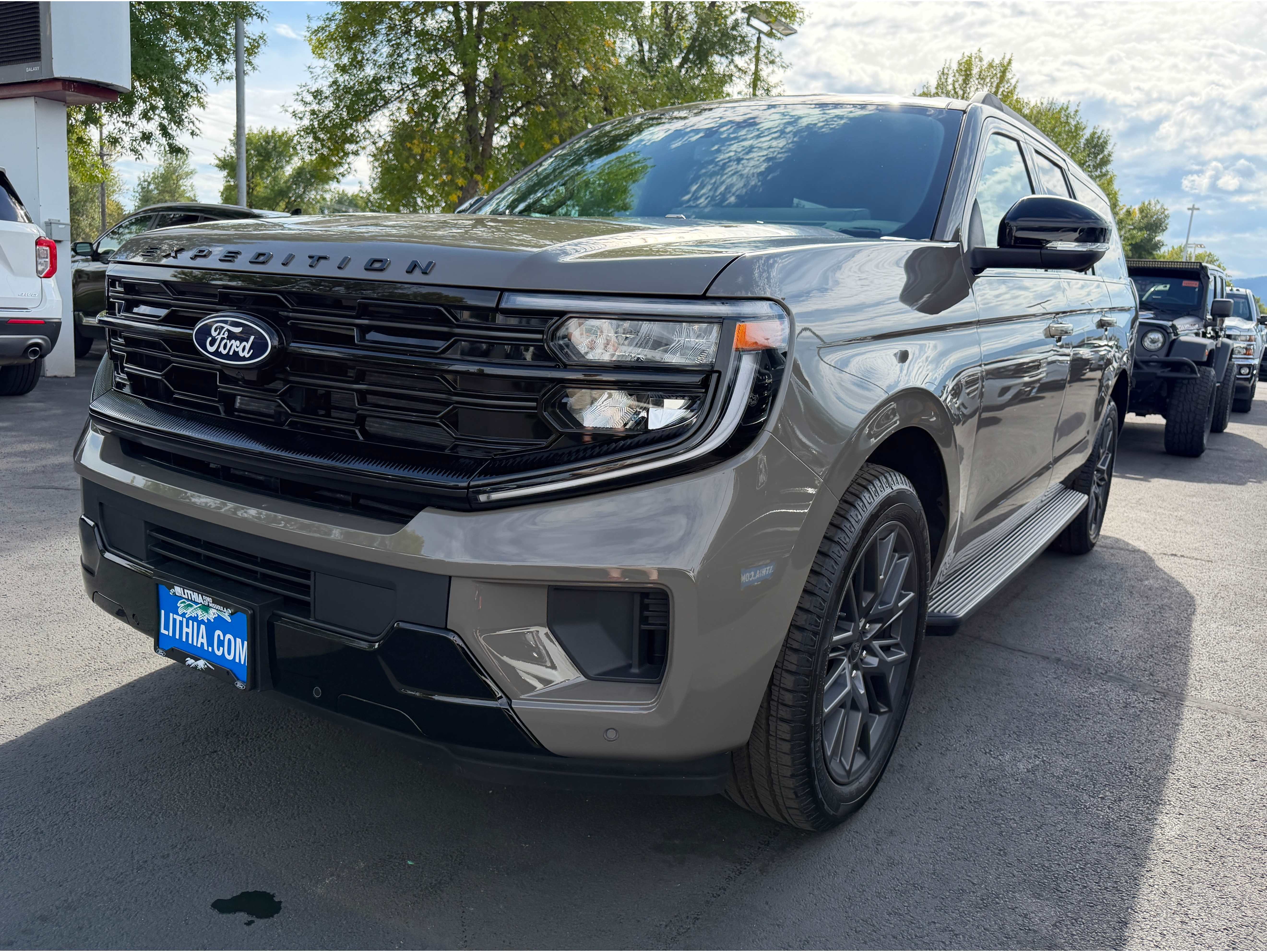 2027 Ford Expedition Platinum