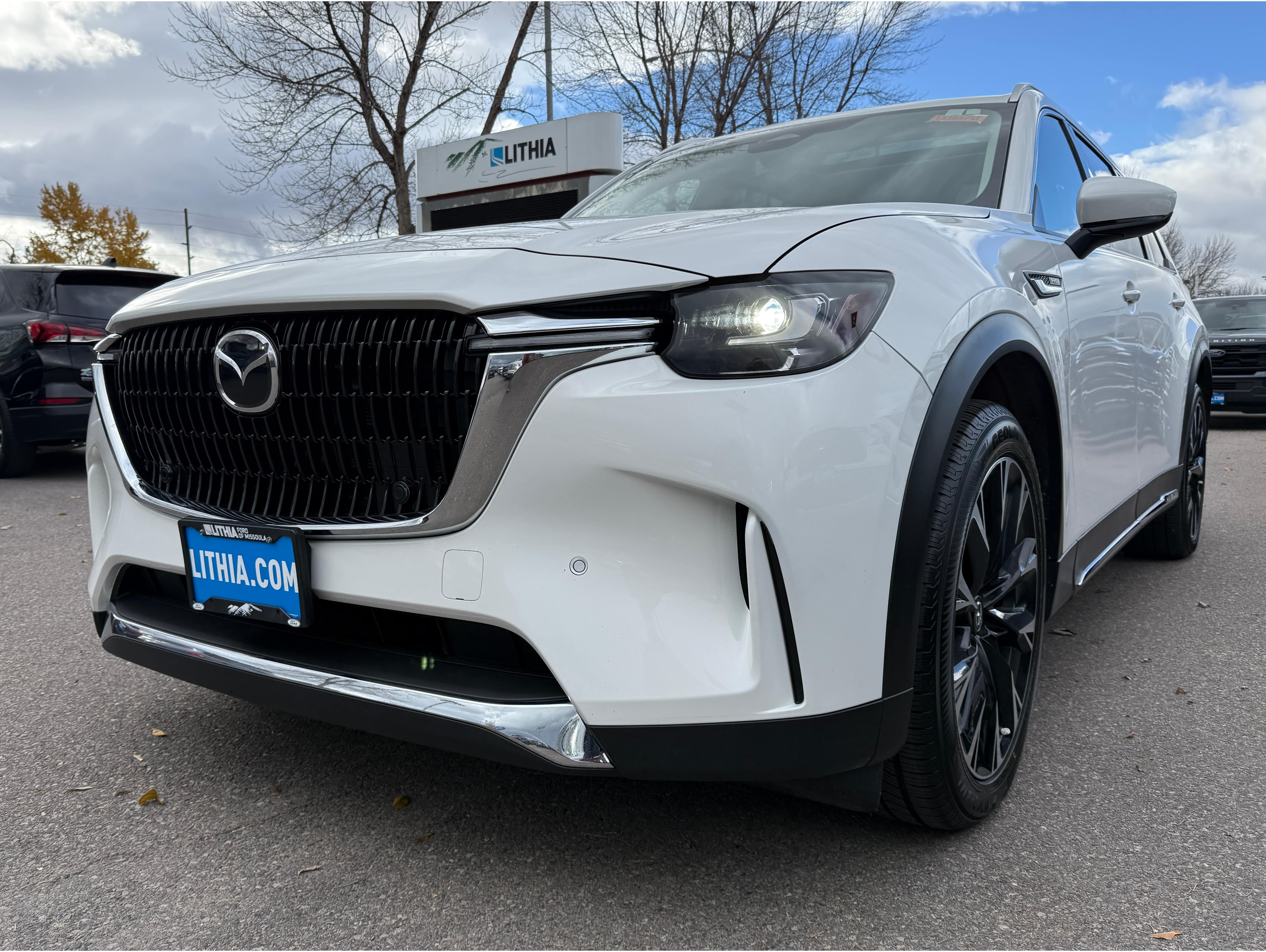 2024 Mazda CX-90 Premium Package's photo