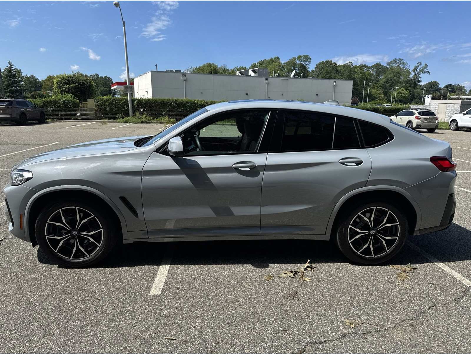 2023 BMW X4