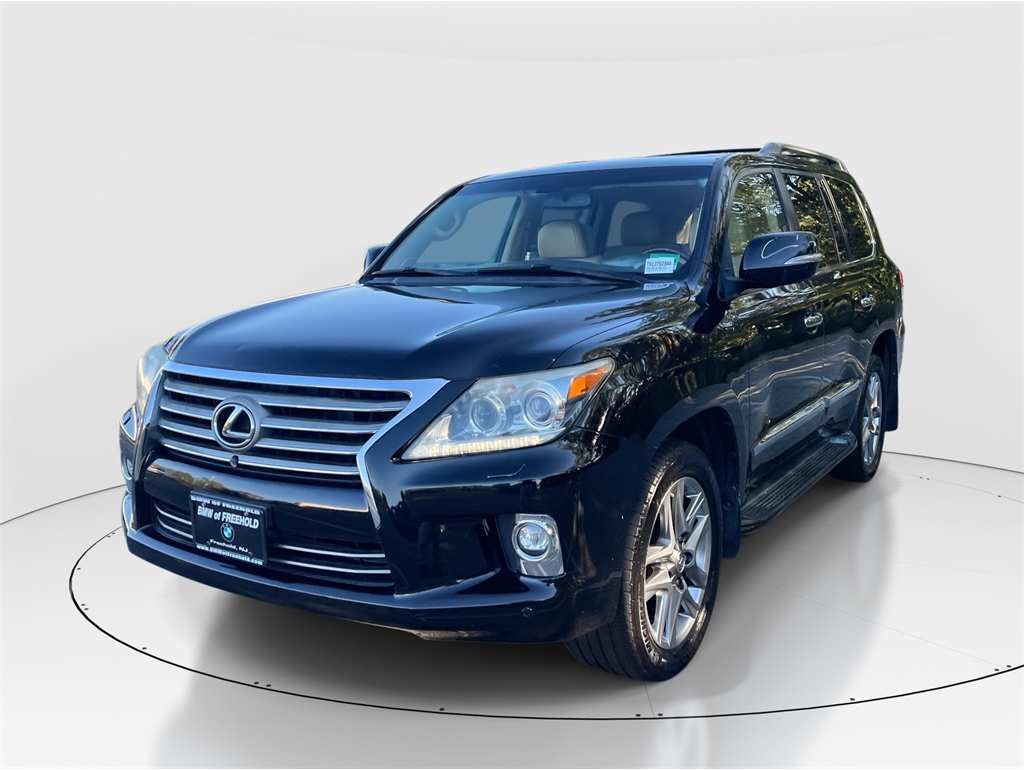 2015 Lexus LX 570's photo