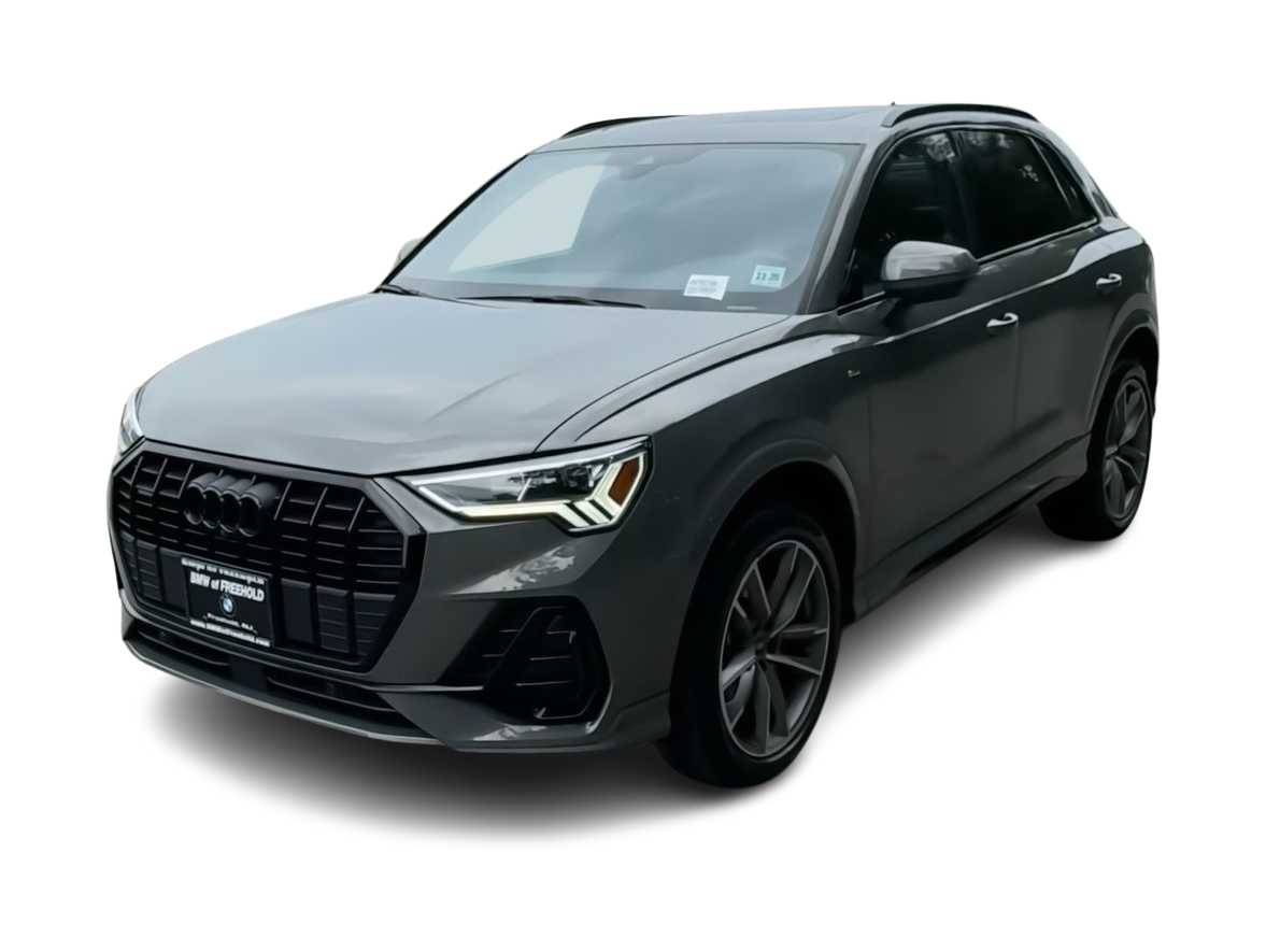 Thumbnail: 2022 Audi Q3 - 1