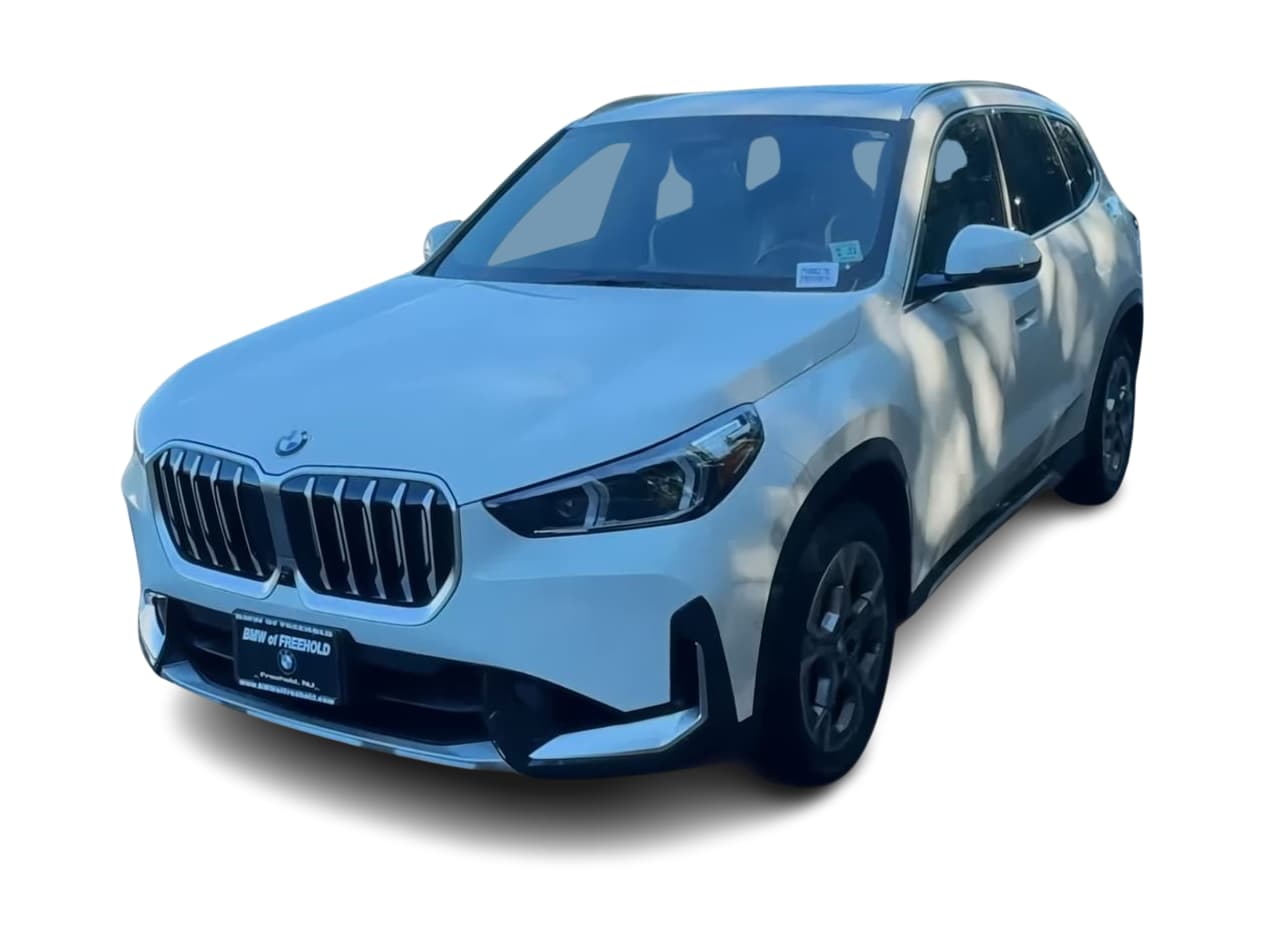 Thumbnail: 2026 BMW X1 - 1