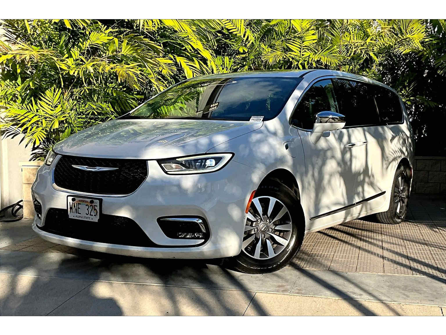 2022 Chrysler Pacifica Hybrid Limited