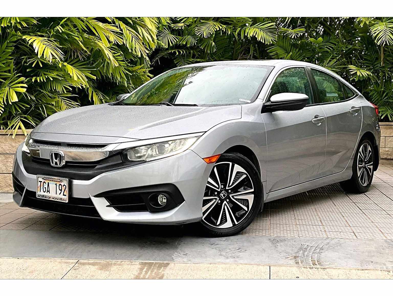 2017 Honda Civic EX-T's photo
