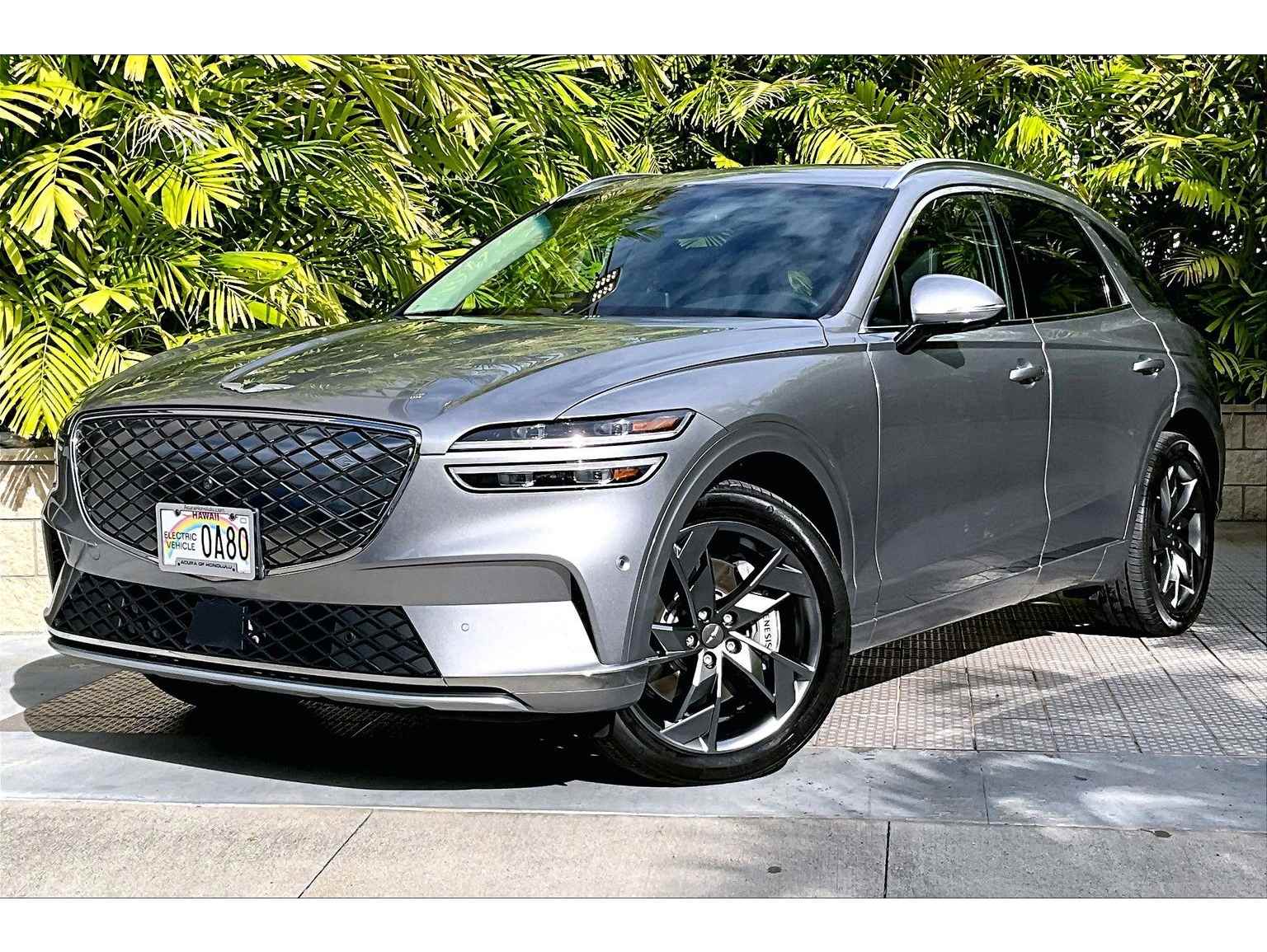 2023 GENESIS GV70