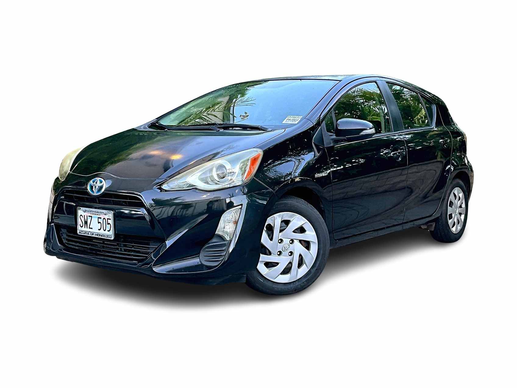 Thumbnail: 2016 Toyota Prius c - 1