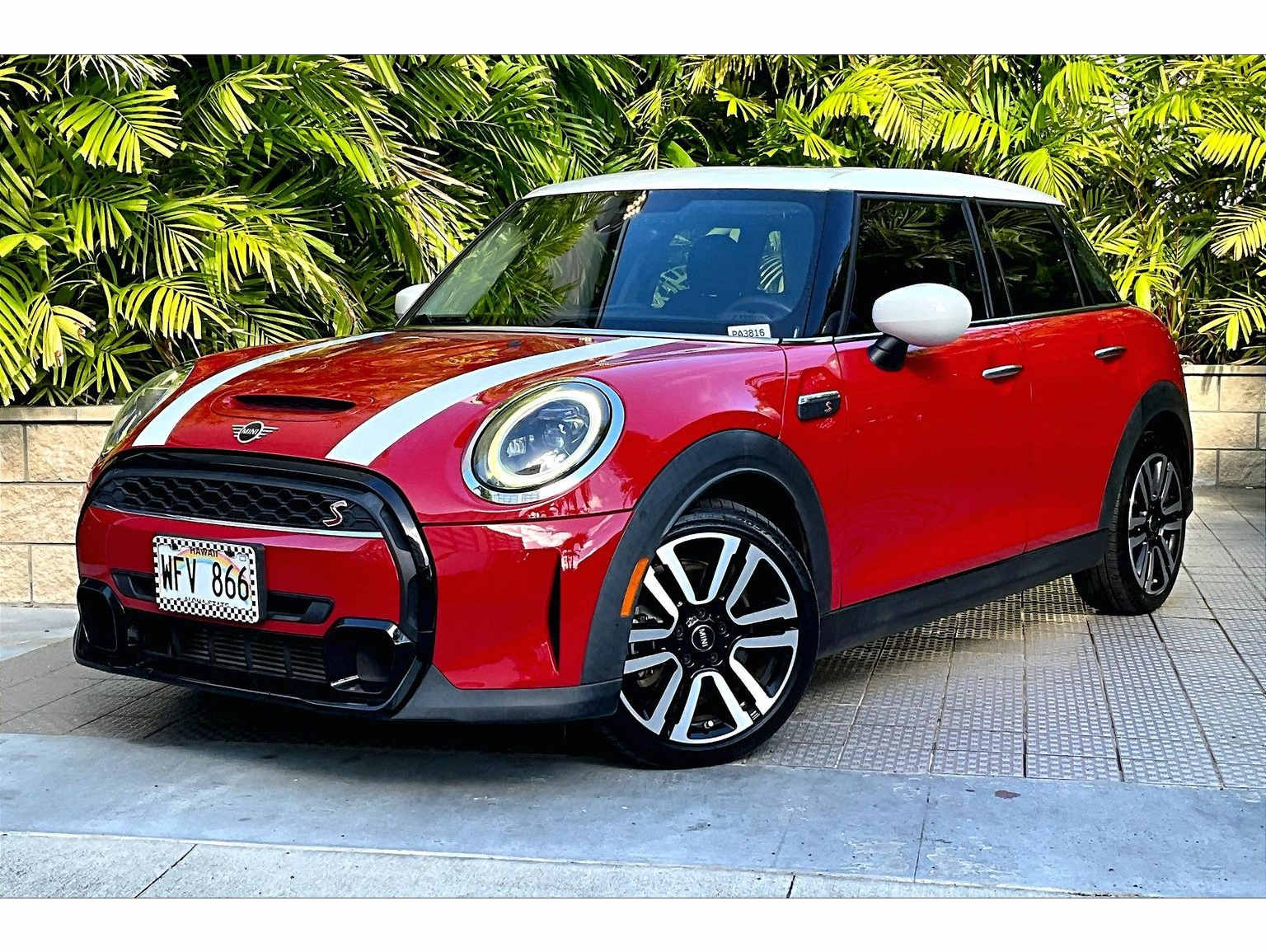 2022 MINI Hardtop 4 Door