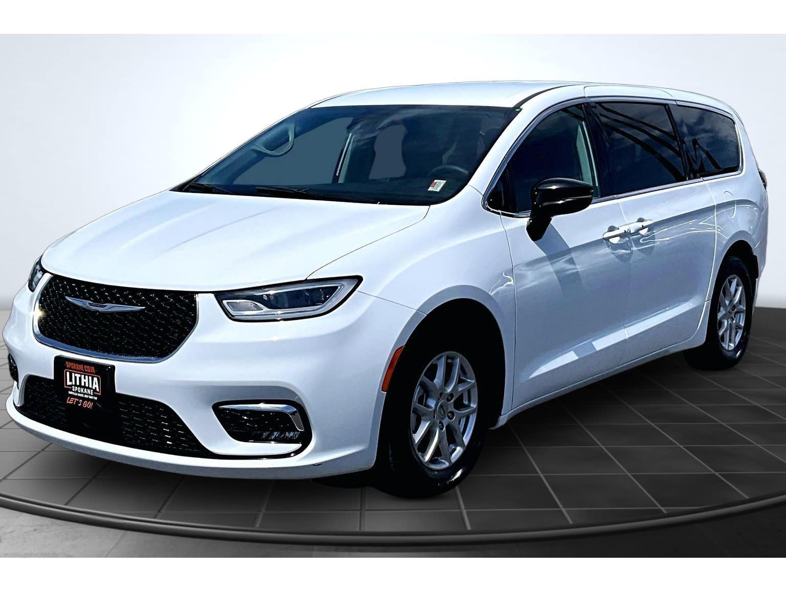 2024 Chrysler Pacifica Touring L