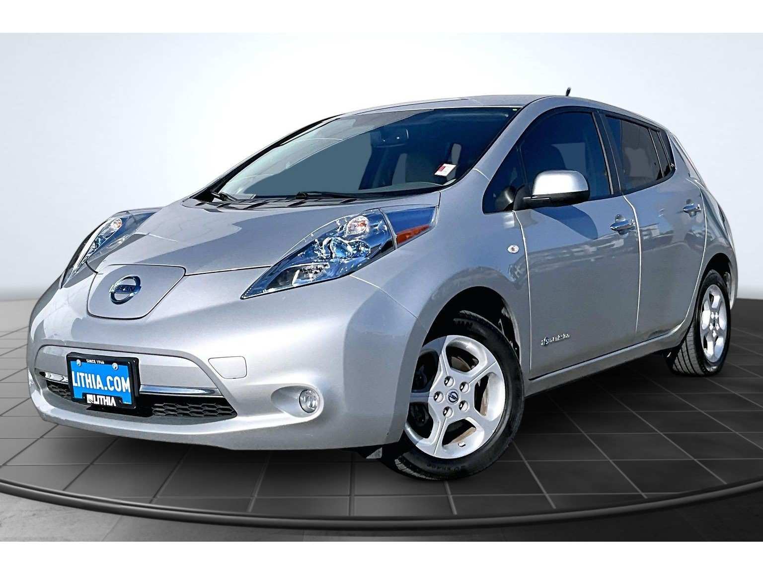 2011 Nissan LEAF SL