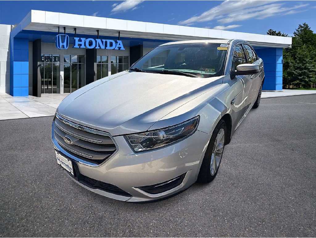 2017 Ford Taurus