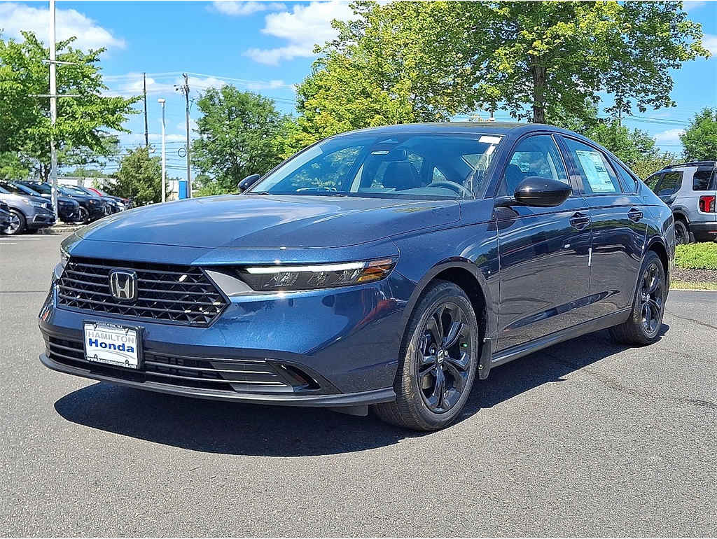 2025 Honda Accord SE's photo