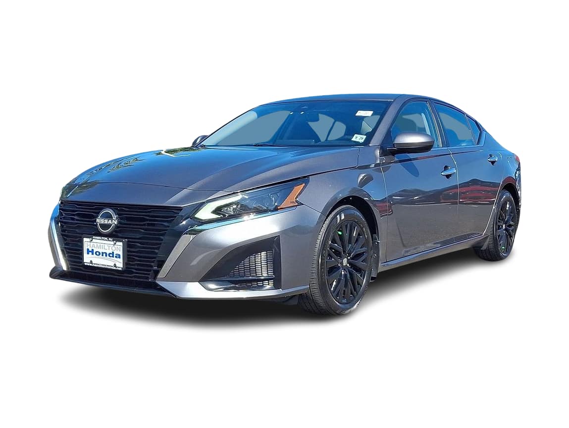Thumbnail: 2025 Nissan Altima - 1