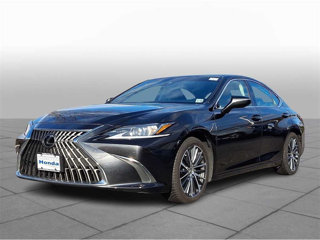 2023 Lexus ES Base's photo