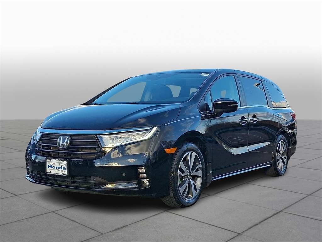 2023 Honda Odyssey Touring's photo
