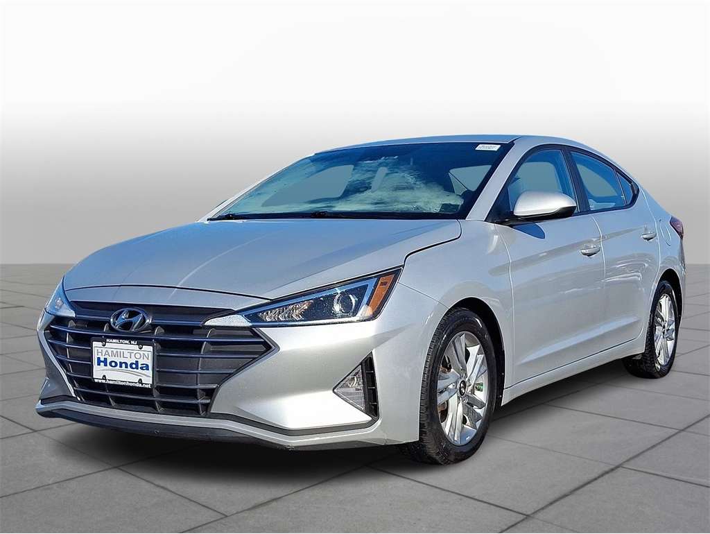 2020 Hyundai Elantra SEL's photo