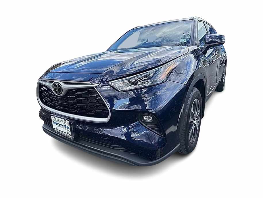 Thumbnail: 2023 Toyota Highlander - 1