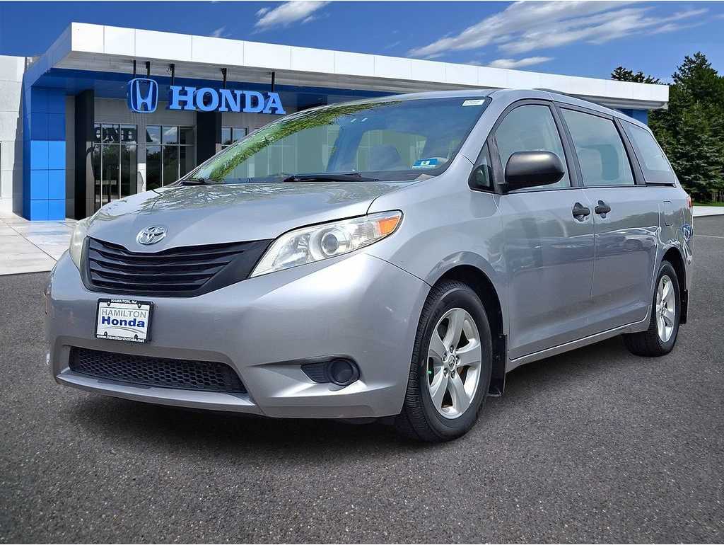 2013 Toyota Sienna L