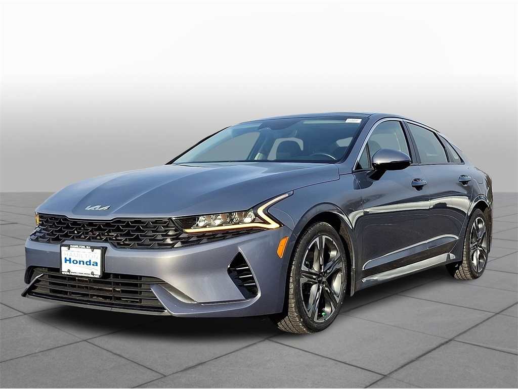 2023 Kia K5 EX's photo