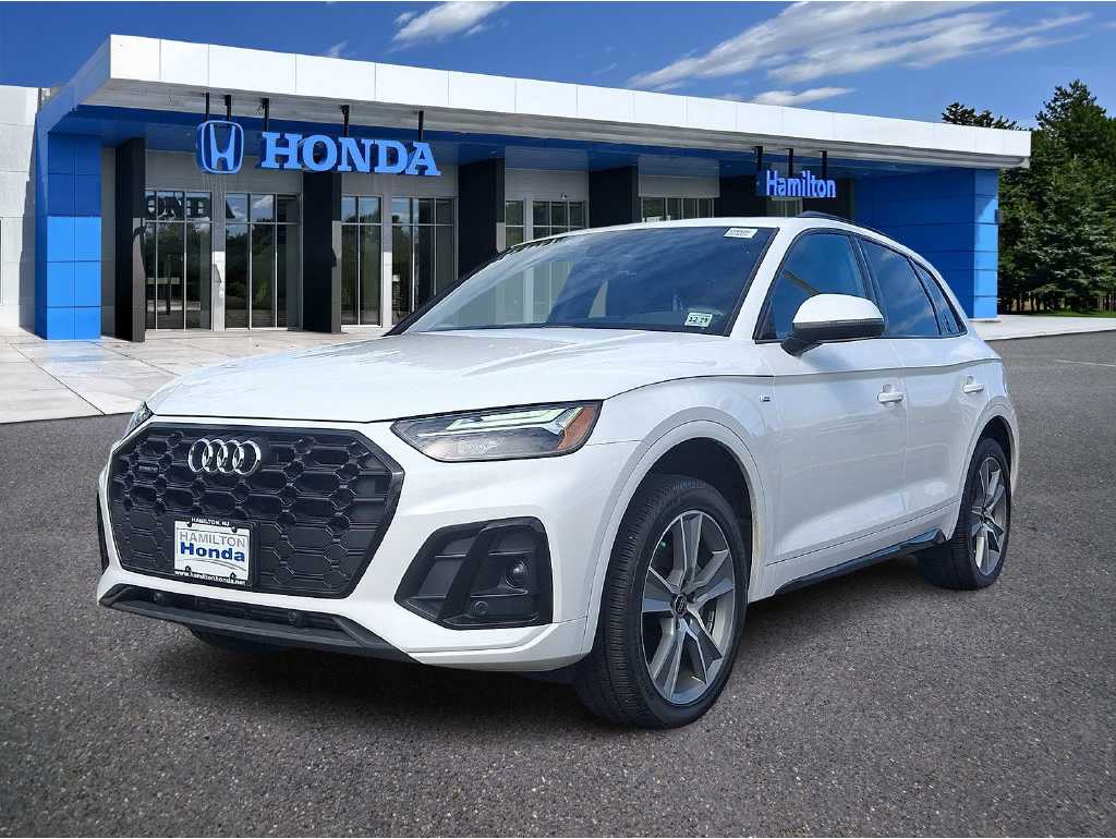 2025 Audi Q5 Premium