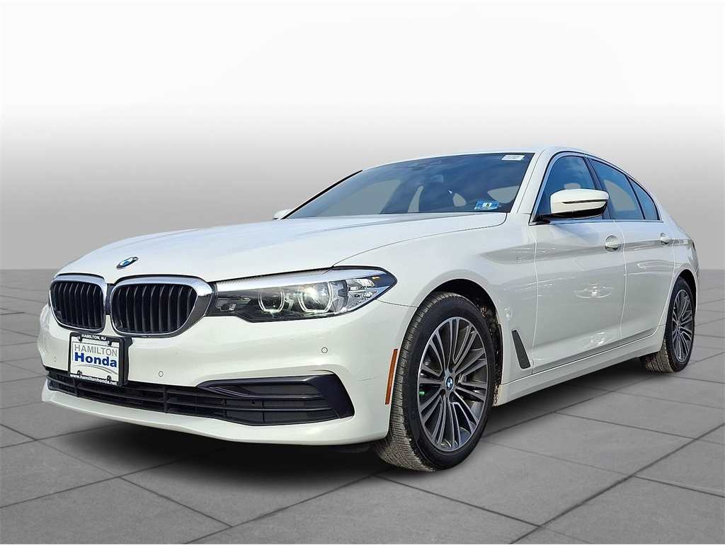 2019 BMW 5 Series 530i's photo