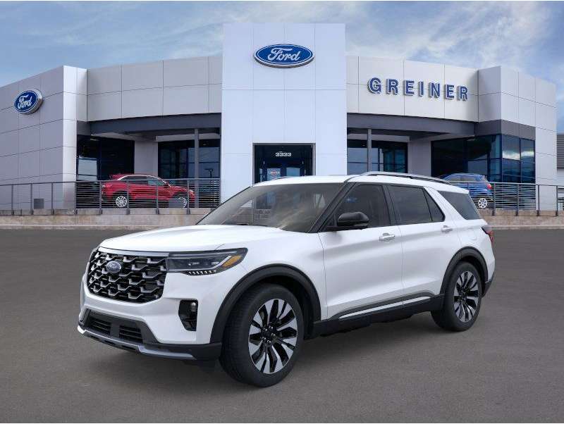 2026 Ford Explorer Platinum's photo