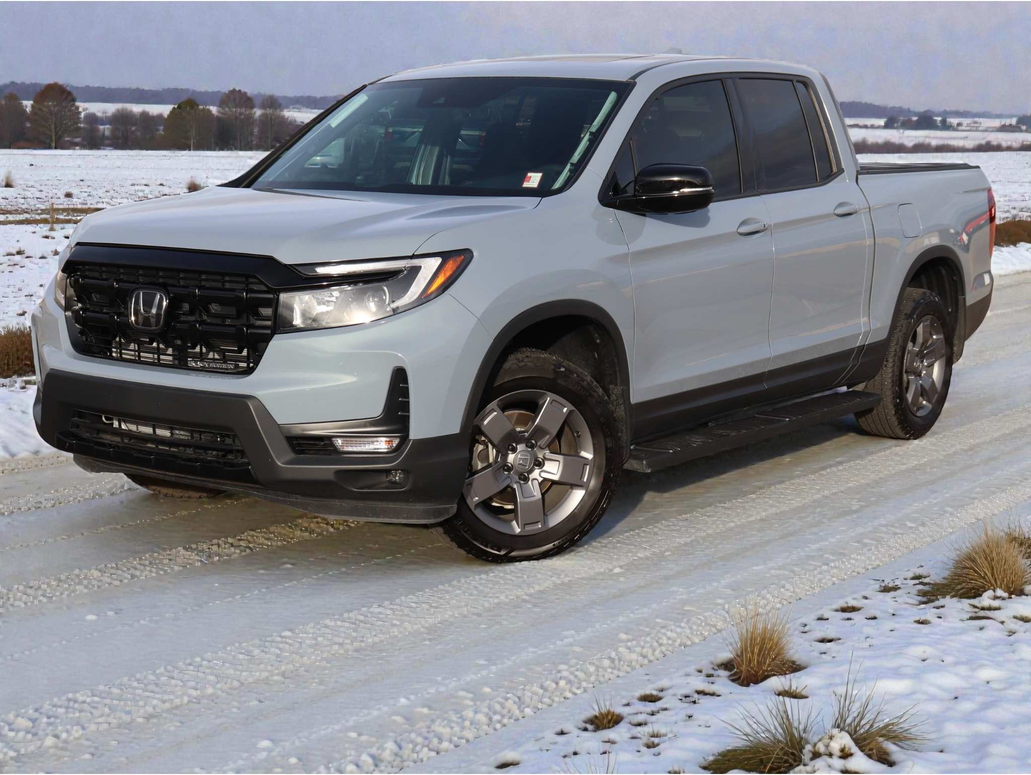 2024 Honda Ridgeline Black Edition's photo