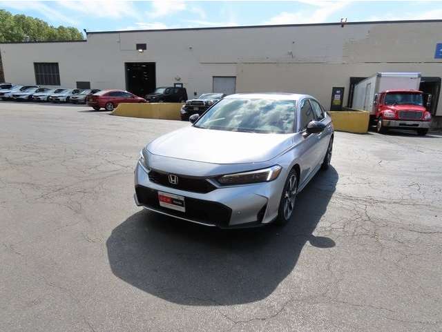 2026 Honda Civic Hatchback Sport Touring's photo