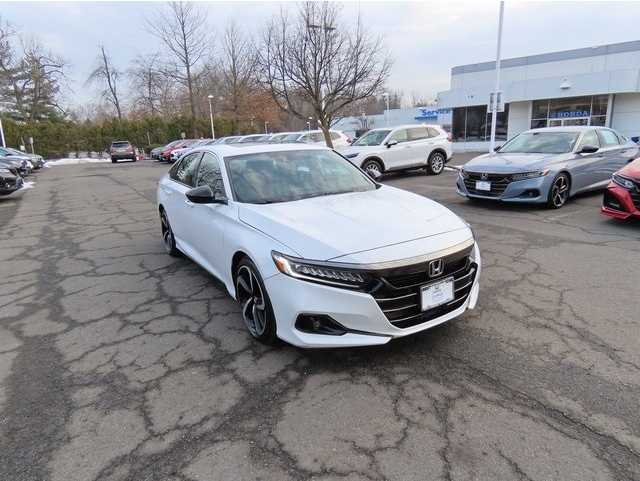 2022 Honda Accord Sport's photo