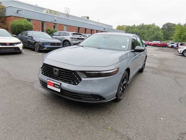 2025 Honda Accord SE's photo