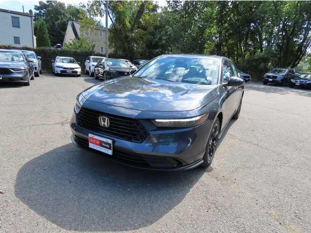 2025 Honda Accord SE's photo