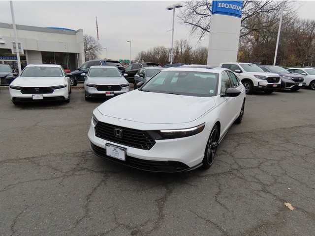 2025 Honda Accord Hybrid Sport's photo