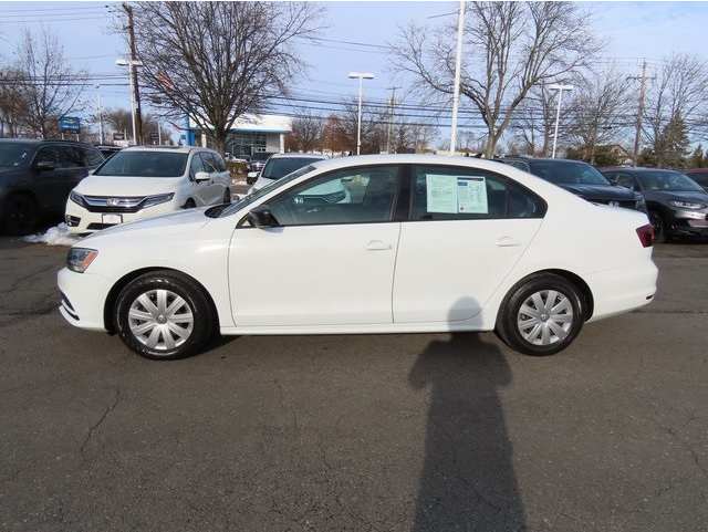 2016 Volkswagen Jetta S's photo