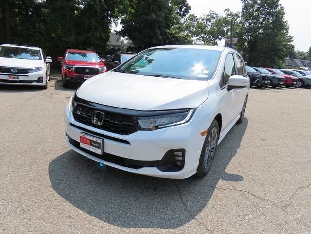 2025 Honda Odyssey Touring's photo