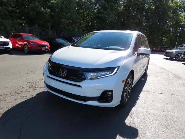 2026 Honda Odyssey Elite's photo