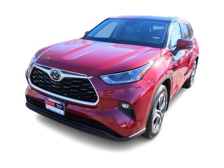 2021 Toyota Highlander XLE -
                Nanuet, NY