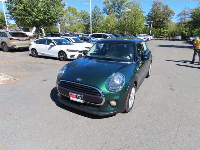 2019 MINI Hardtop 4 Door Base